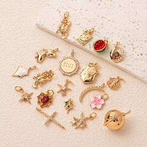 Vintage Copper Gold Plated DIY Pendant Necklace With Sun Moon Star Motif Rhinestone Enamel Angel Number Jewelry Accessory