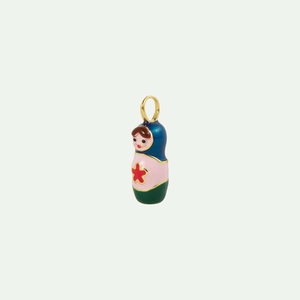 Vue détaillée du pendentif poupée russe colorée avec placage en or 18 carats