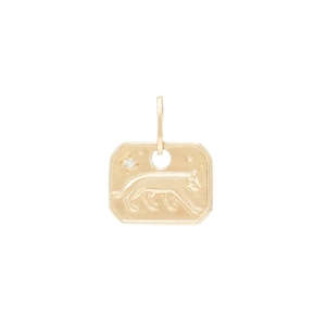 Colgante rectangular bañado en oro de 14K con relieve de guepardo y piedra de circón