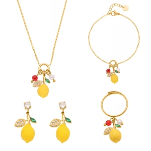 Parure de bijoux 4 pièces citron avec pendentifs fruits en résine et perles dorées