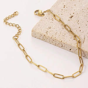 Minimalist gold titanium steel paperclip chain necklace with lobster clasp and extender