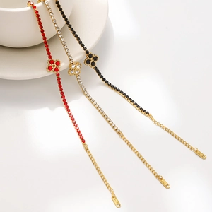 Pulseras de trébol bañadas en oro de 18K con circonitas rojas, blancas y negras de mujer
