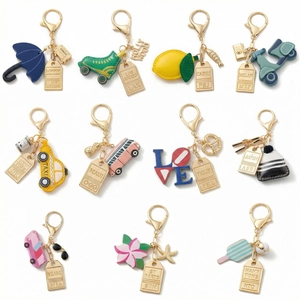 Travel City Theme Keychain Bag Charm With Umbrella Scooter Taxi Bus Artificial Leather Metal Rhinestone Pendant For Handbag Gift