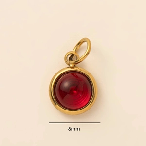 Pendentif de collier 8mm en acier doré avec pierre de zircon ronde de couleur rouge