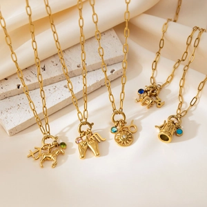 Collana con Pendente Zodiaco Elefante Cavallo in Acciaio Inossidabile Placcato Oro Strass Catena Paperclip Gioielli Unisex
