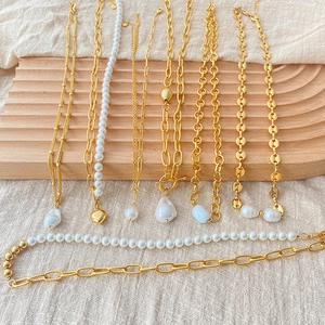 Goldene Barockperlen-Halskette Kollektion mit Herzanhänger und eleganten Mehrschichtketten