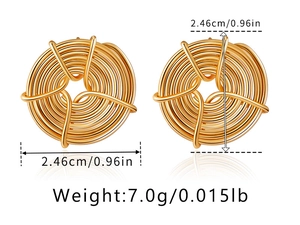 Detailed view of gold plated 18K wire wrap star earrings with 2.46cm diameter specs