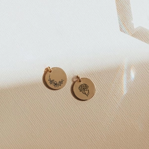 Minimalistischer 9mm vergoldeter runder Edelstahl-Anhänger mit Gravur