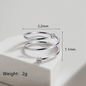 Anello a spirale a tre strati in acciaio argento con zirconi tondi e dimensioni