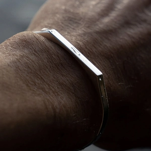 Minimalistischer Edelstahl Geometrischer Armreif Für Herren Moderner Industrieller Stil 18K Gold Silber Plattierter Offener Armreif Schmuck