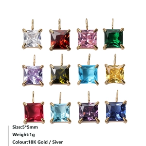 Vierkante zirconia hangers van 5x5mm in 12 kleuren met verguld roestvrijstalen zetting