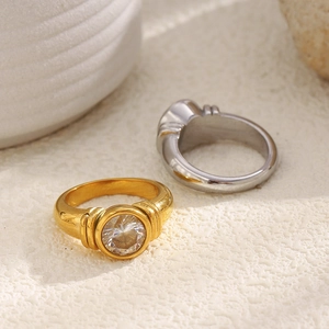 Vintage 18K gold plated stainless steel rings with round cubic zirconia and striped details