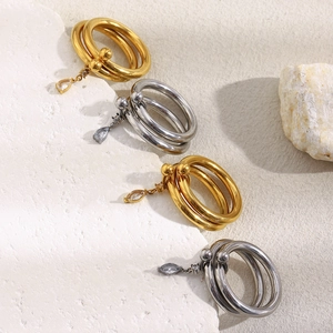 Double-layered 18K gold plated stainless steel rings with pear-shaped zircon drops