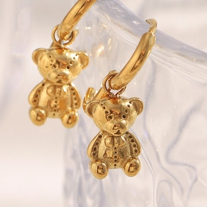 Boucles d'oreilles ours en acier inoxydable plaqué or 18 carats avec motif texturé