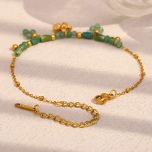 Bracciale in acciaio inossidabile placcato oro 18K con perline verdi e ciondolo a fiore