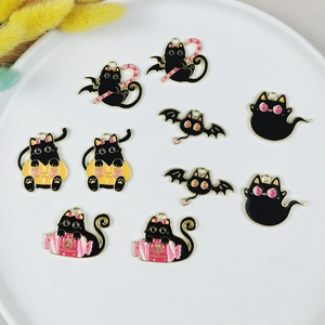 Halloween emaille kattenbedeltjes met pompoen en vleermuis ontwerpen voor DIY sieraden maken