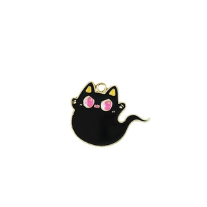 Halloween DIY legering zwarte kat hanger met roze ogen voor het maken van sieraden