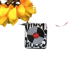 Vintage retro vinyl record acrylic pendant with 'VINYL RULES' text for DIY jewelry making