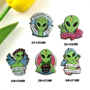 Kreative Alien ET Acryl Anhänger Charms Für DIY Ohrringe Schlüsselbund Zubehör Cartoon Stay Rad Too Cute Schmuck Dekor