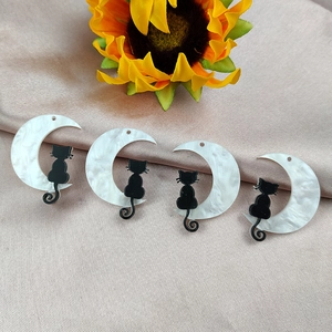 Ciondolo Gatto Luna in Acrilico e Vetro per Creazione Gioielli Fai da Te Accessori per Orecchini e Collane Decorazione Pendente