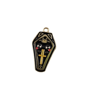 Pendentif de cercueil Halloween avec motifs croix et chauve-souris en alliage noir et or