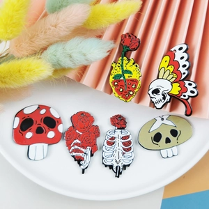 Pendentifs DIY Halloween Gothiques en Acrylique Crâne Champignon Papillon Rose pour Boucles d'Oreilles Création de Bijoux Accessoires Imprimés