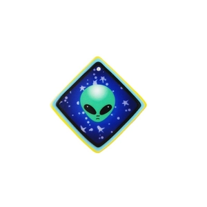 Pendentif alien en acrylique pour bijoux DIY avec motif de ciel étoilé et fond blanc