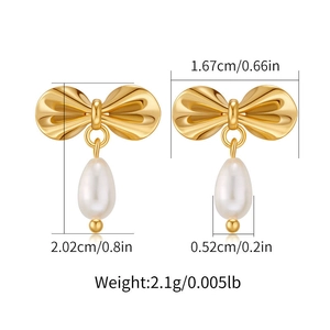 Elegant 18K gold-plated bow earrings with teardrop pearls and size measurements