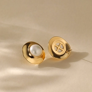 Vintage oversized pearl stud earrings with 18K gold plated textured metal base