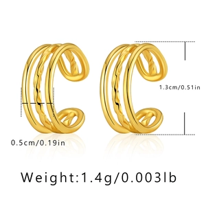 Vue détaillée des dimensions du protège-oreille doré avec mesures de 1,3cm par 0,5cm