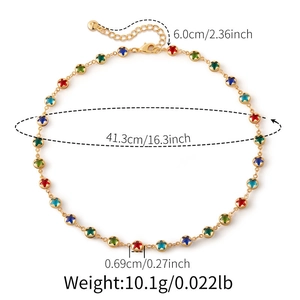 Afmetingen van kleurrijke sterhanger ketting met kettinglengte en gewicht details