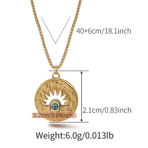 Detailed view of sunflower pendant necklace with dimensions 40+6cm and 2.1cm diameter