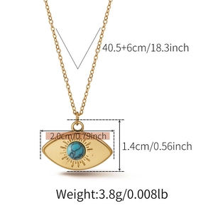 Dettaglio collana occhio di Allah con dimensioni 2,0x1,4 cm e un peso di 3,8 g