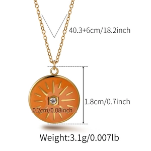 Dettaglio del ciondolo occhio del diavolo in smalto arancione con dimensioni