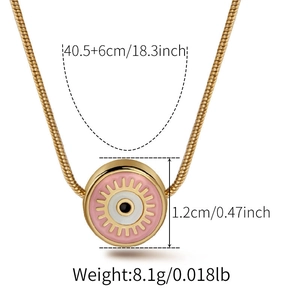 Detailed view of sun flower pendant necklace with dimensions 40.5+6cm and weight 8.1g