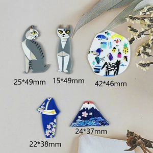 Anhänger im japanischen Ukiyo-e-Stil mit Fuji und Kimono-Katze für DIY-Schmuck