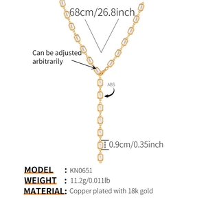 Dimensions de la chaîne en Y plaquée or 18k montrant 68 cm de long et 0,9 cm de large