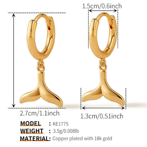 Detailed size specifications of 18K gold plated copper whale tail hoop earrings