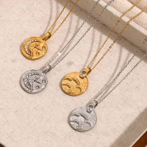 Détails des pendentifs vintage en or 18 carats et argent avec zircons étincelants