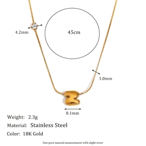 Collana in acciaio inossidabile placcata oro 18K con ciondolo lettera Z e zircone