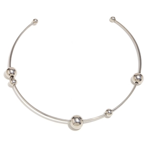 Collana girocollo minimalista in acciaio argento con sfere metalliche lucide