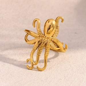 Anello aperto a forma di polpo in acciaio inossidabile placcato oro 18K con ventose