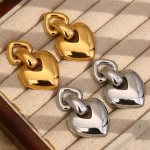 Boucles d'oreilles cœur polies en or 18 carats et argent pour femmes dans un écrin