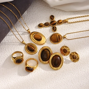 Exquisito conjunto de joyas en acero inoxidable chapado en oro de 18K y ojo de tigre
