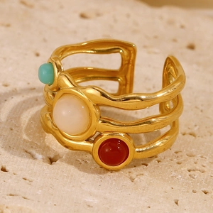 Anello aperto a doppio strato placcato oro 18K con gemme colorate e fascia ondulata