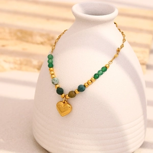 18K gold plated stainless steel beaded bracelet with green natural stones and heart charm