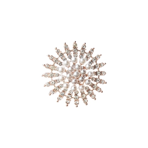 Eleganter rotgoldener Sonnenblumen-Anstecknadel mit Perlen und Strasssteinen