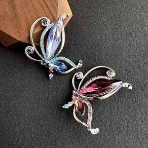 Vintage Hollow Rhinestone Crystal Butterfly Brooch Pin For Women Alloy Animal Corsage For Suit Coat Daily Fashion Jewelry