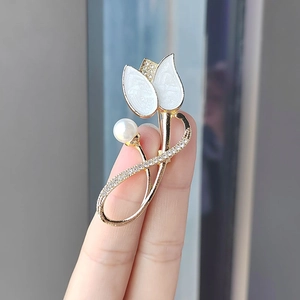 Broche Fleur de Tulipe Élégante pour Femme Alliage d'Or Émail Épingle Florale Avec Künstliche Perle Strass Bijoux Accessoires pour Costume