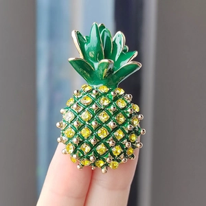 Broche Ananas en Alliage de Mode avec Strass Jaune et Émail Vert Forme Fruit Ton Or pour Femme Accessoire Bijoux